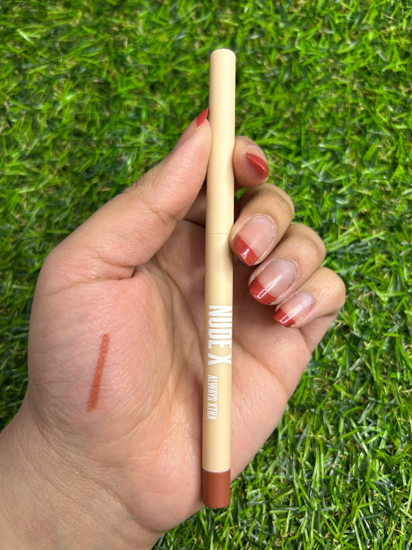 Nude X Always Xtra Liner