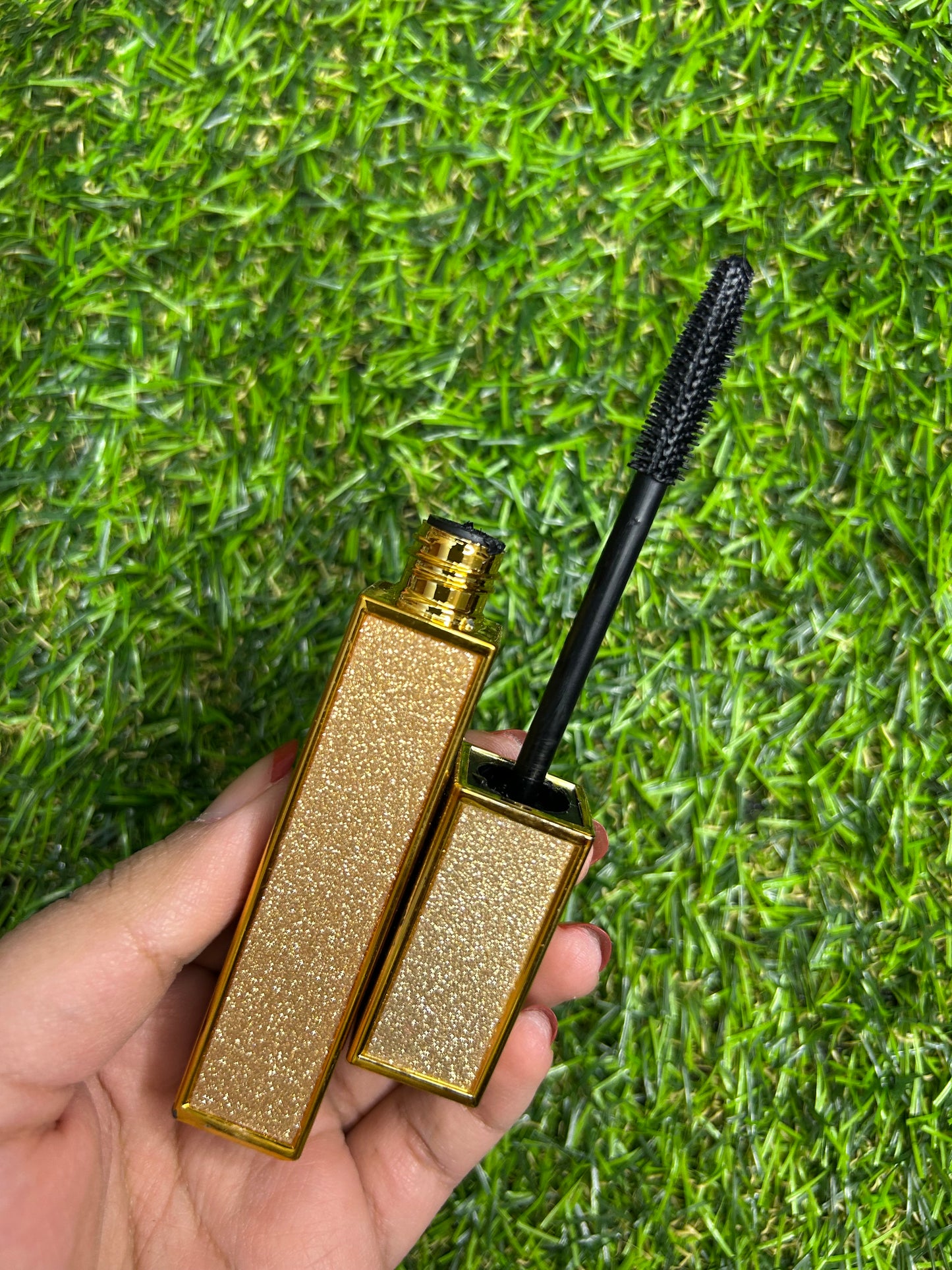 J2 Mascara