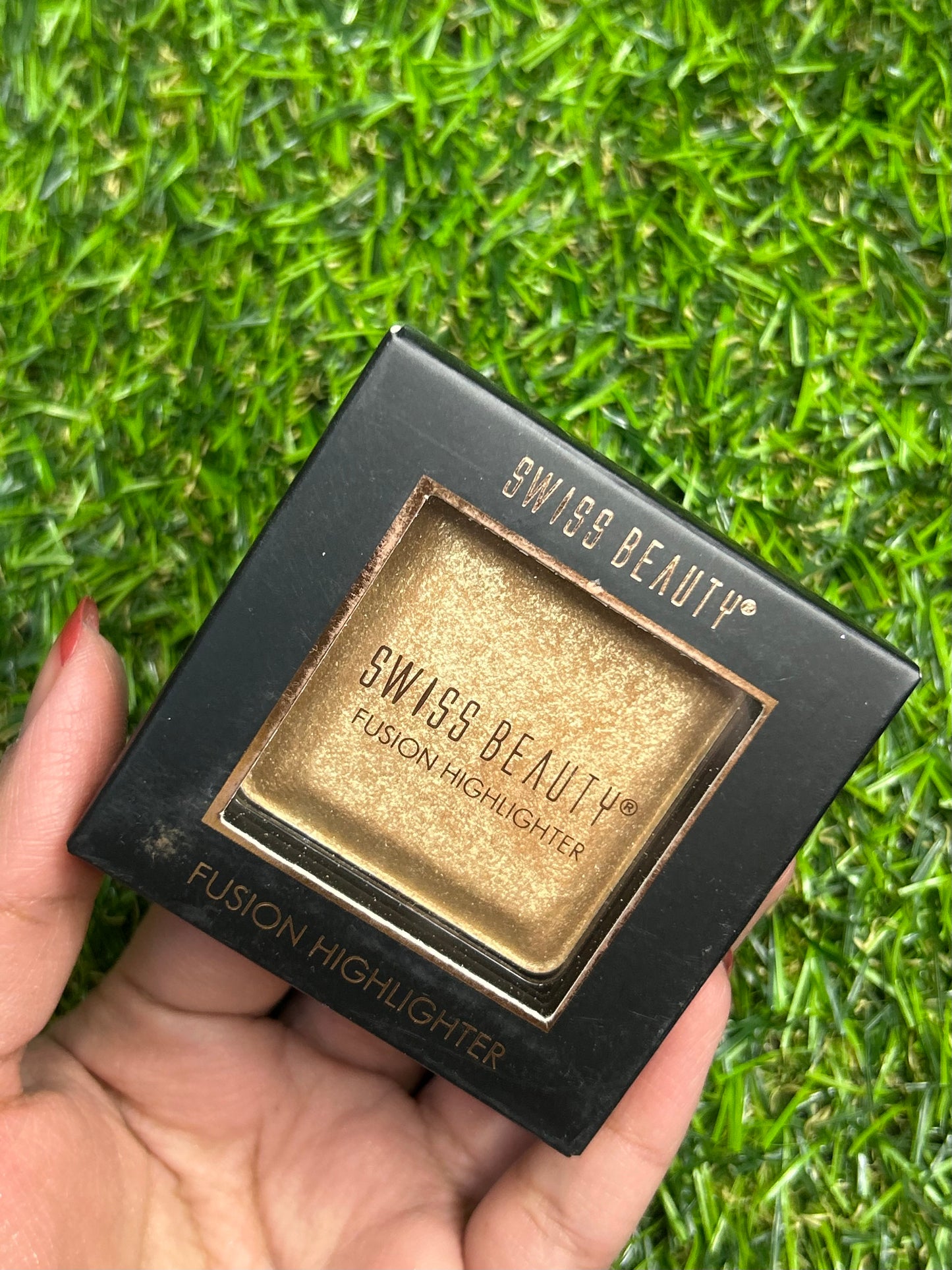 Swiss Beauty Highlighter